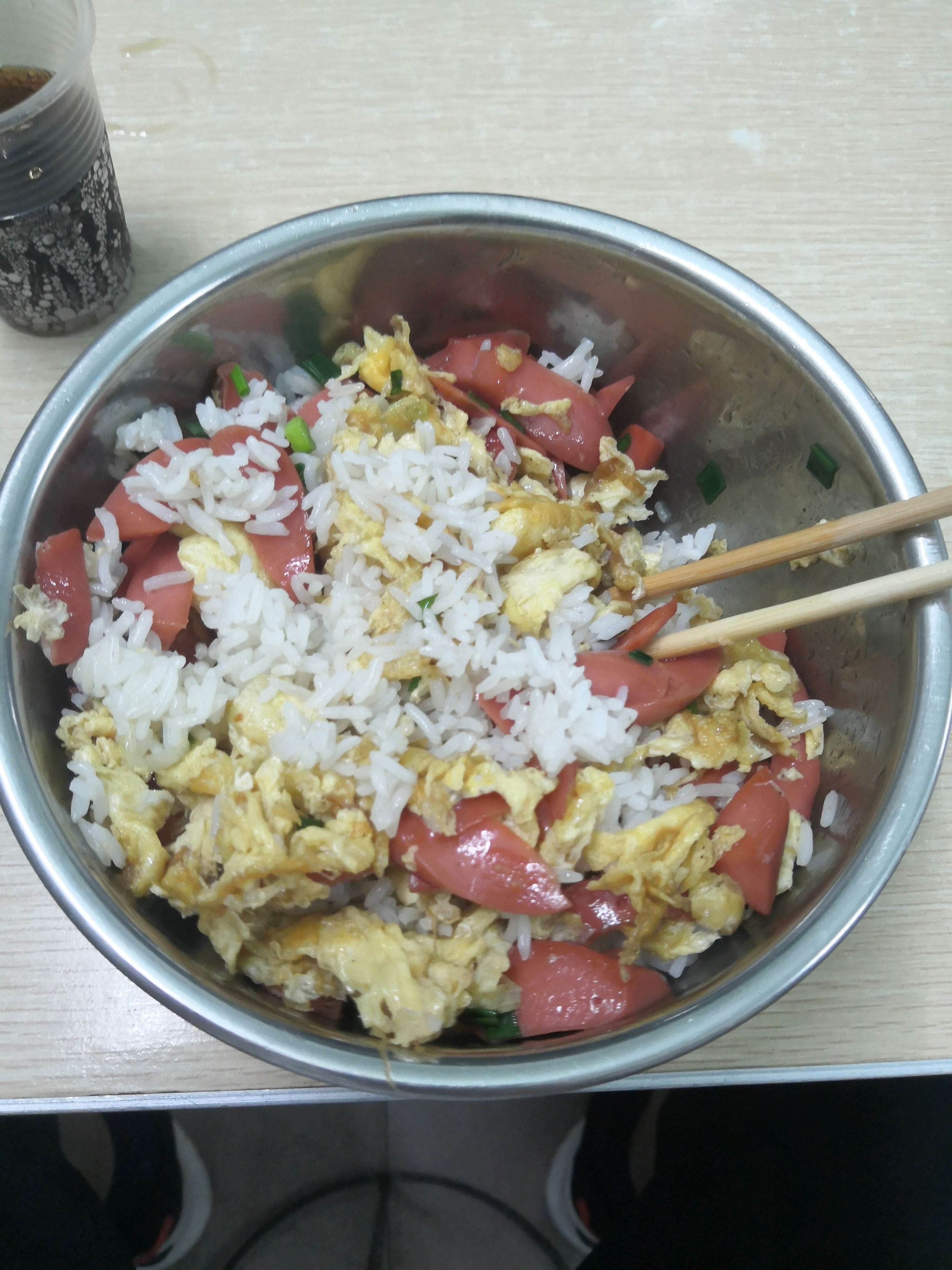 当你点了一份木桶饭却拿到一个盆