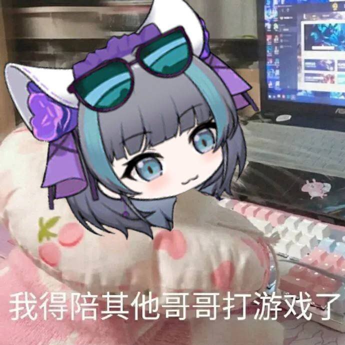 问问大佬，两千左右的27寸显示器，直面屏还是曲面屏舒服点1