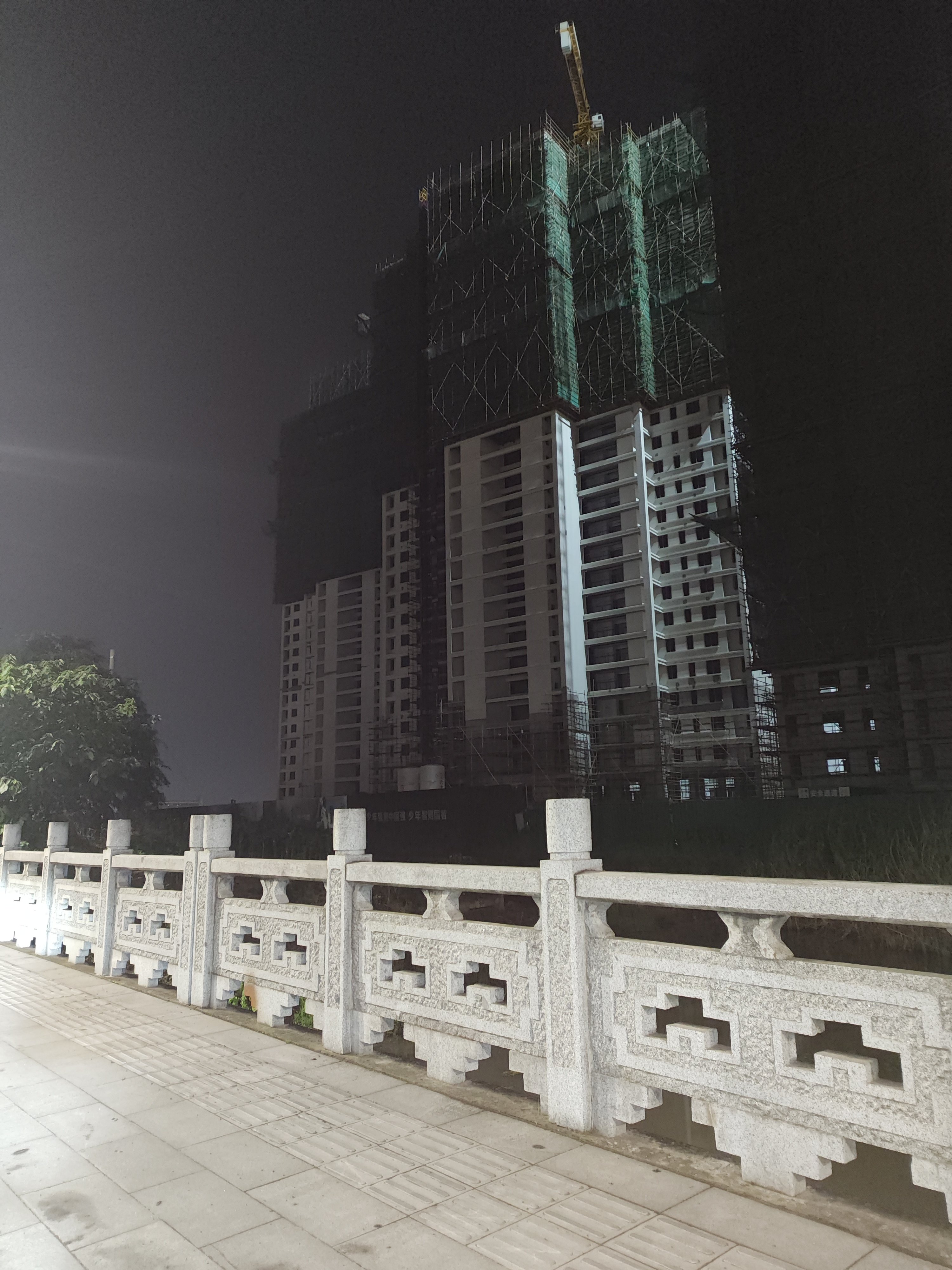 下班回出租房路上看了十分钟的家1