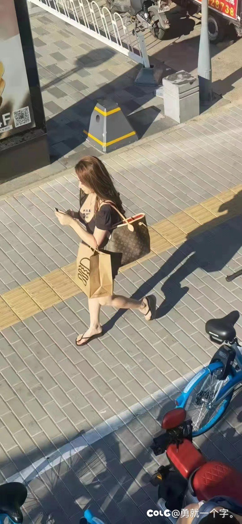 想问下这个是什么包1