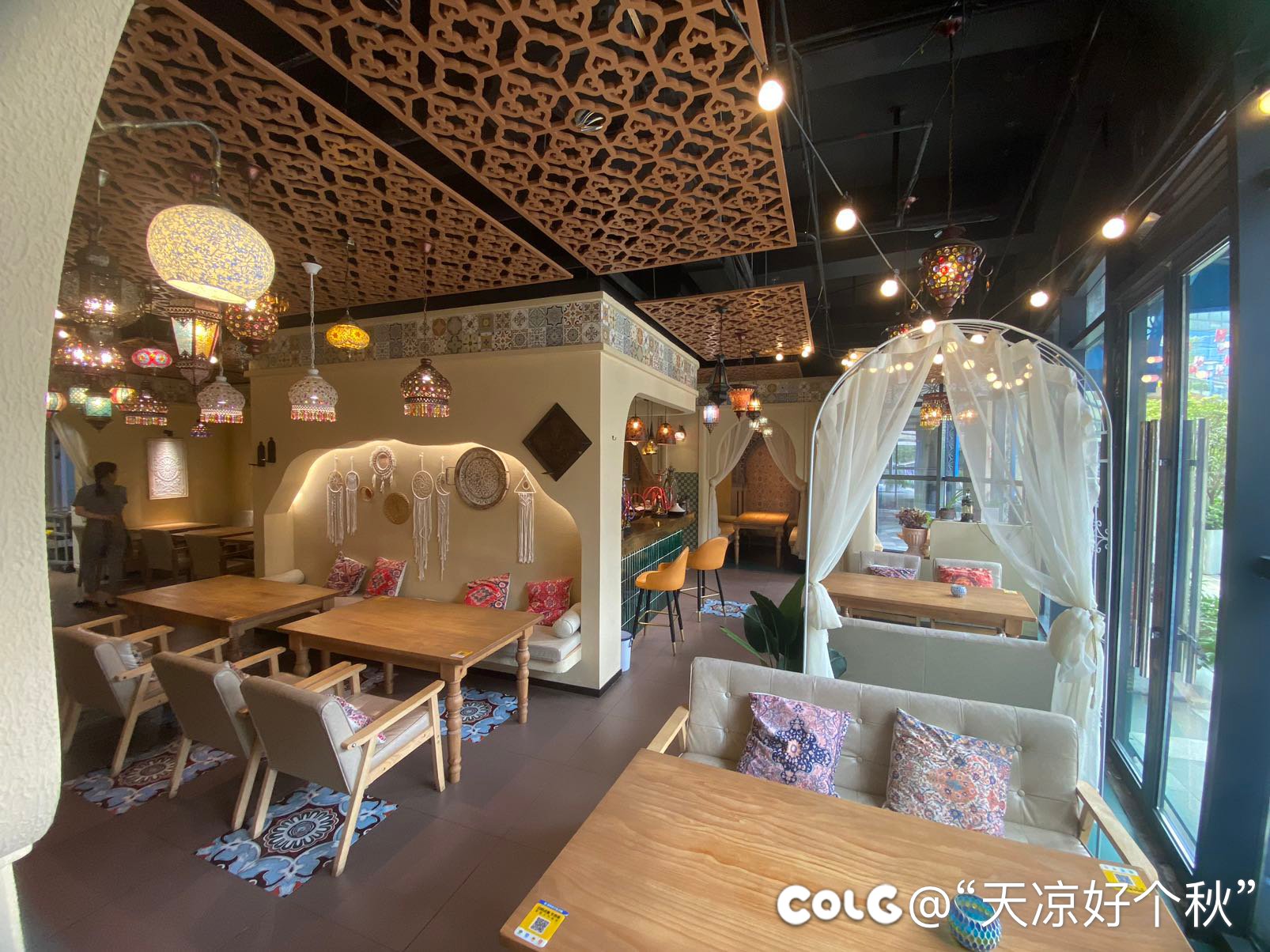 遛娃day2 摩洛哥餐厅1