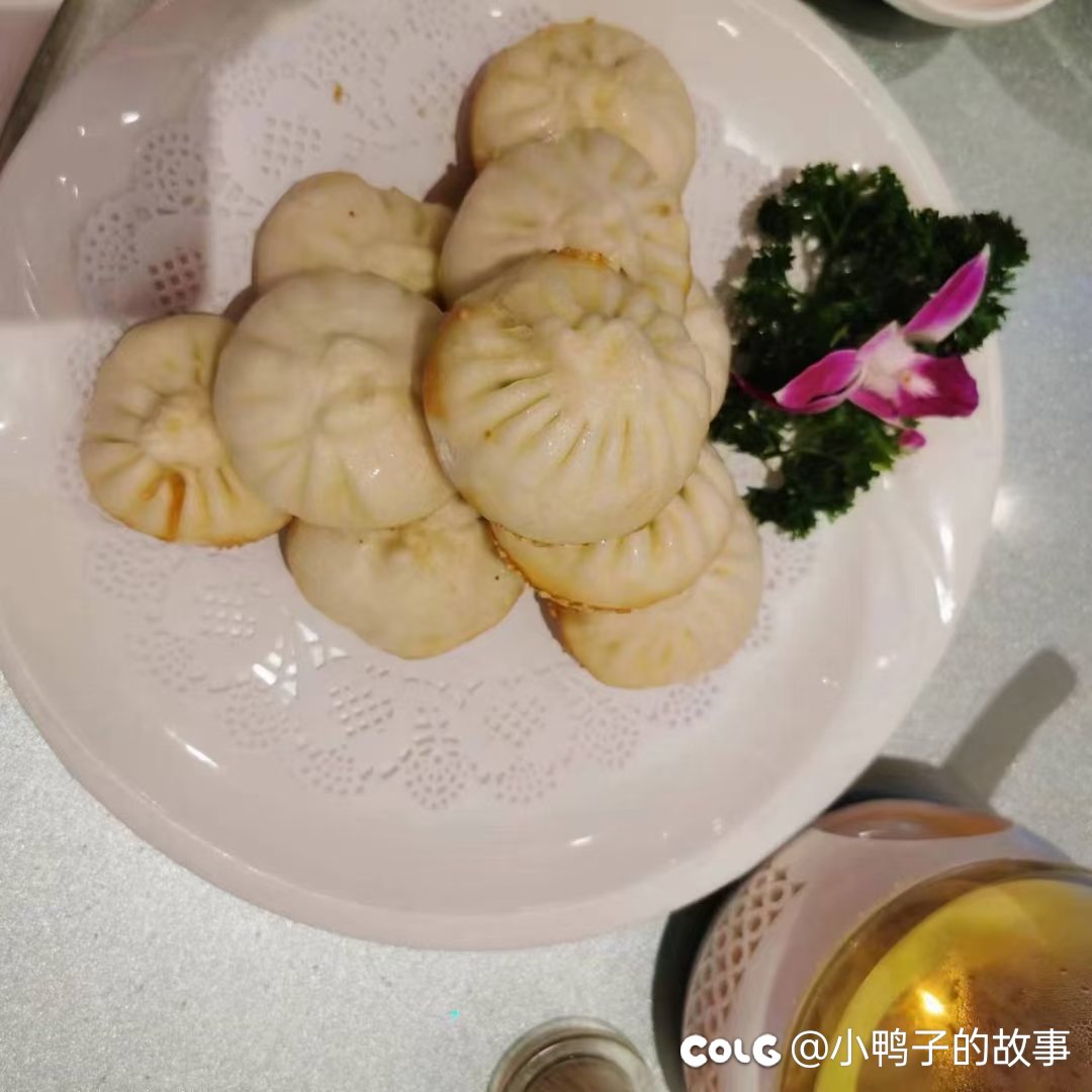 坏消息:加半天班  好消息:领导请吃早茶4