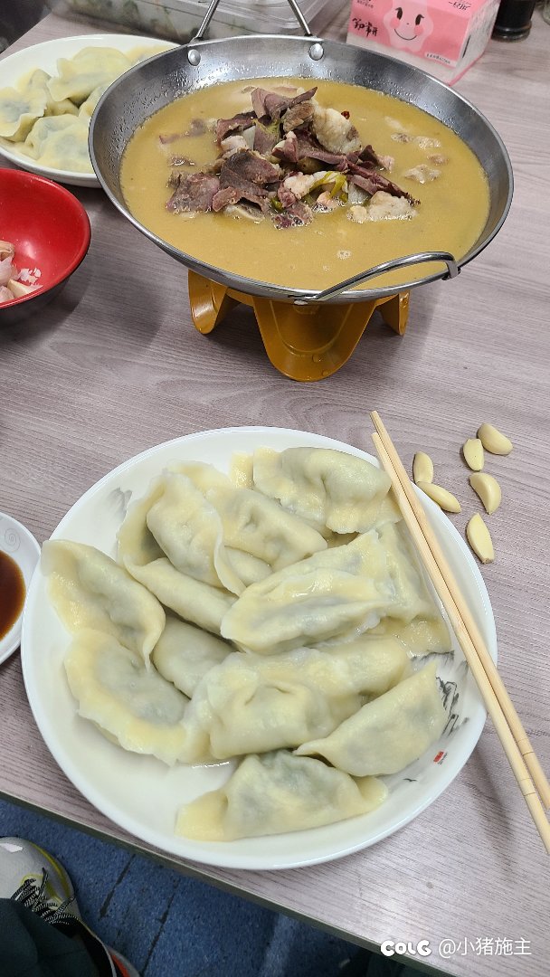 吃饭吃饭，荠菜饺子1