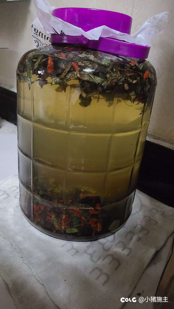 出去买点散酒买点中药材简单泡一下3