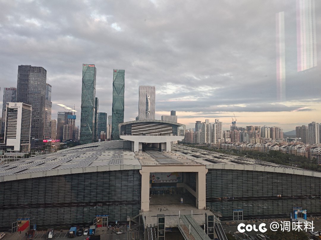 今天的天有点暗1