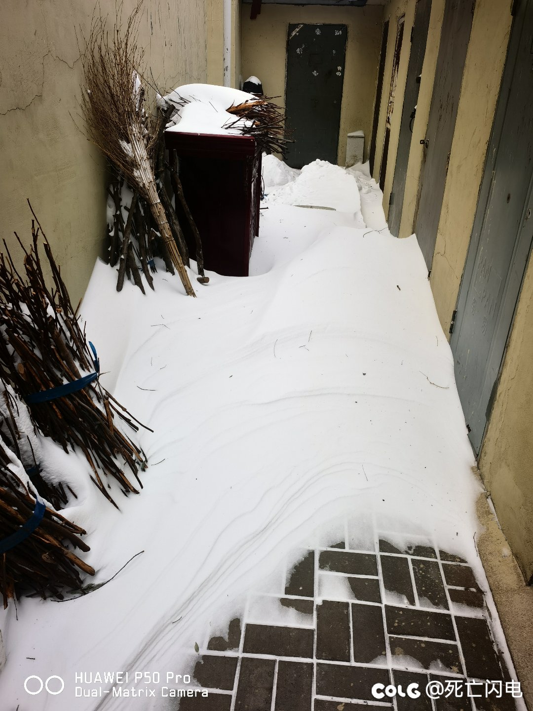发点风蚀雪貌1
