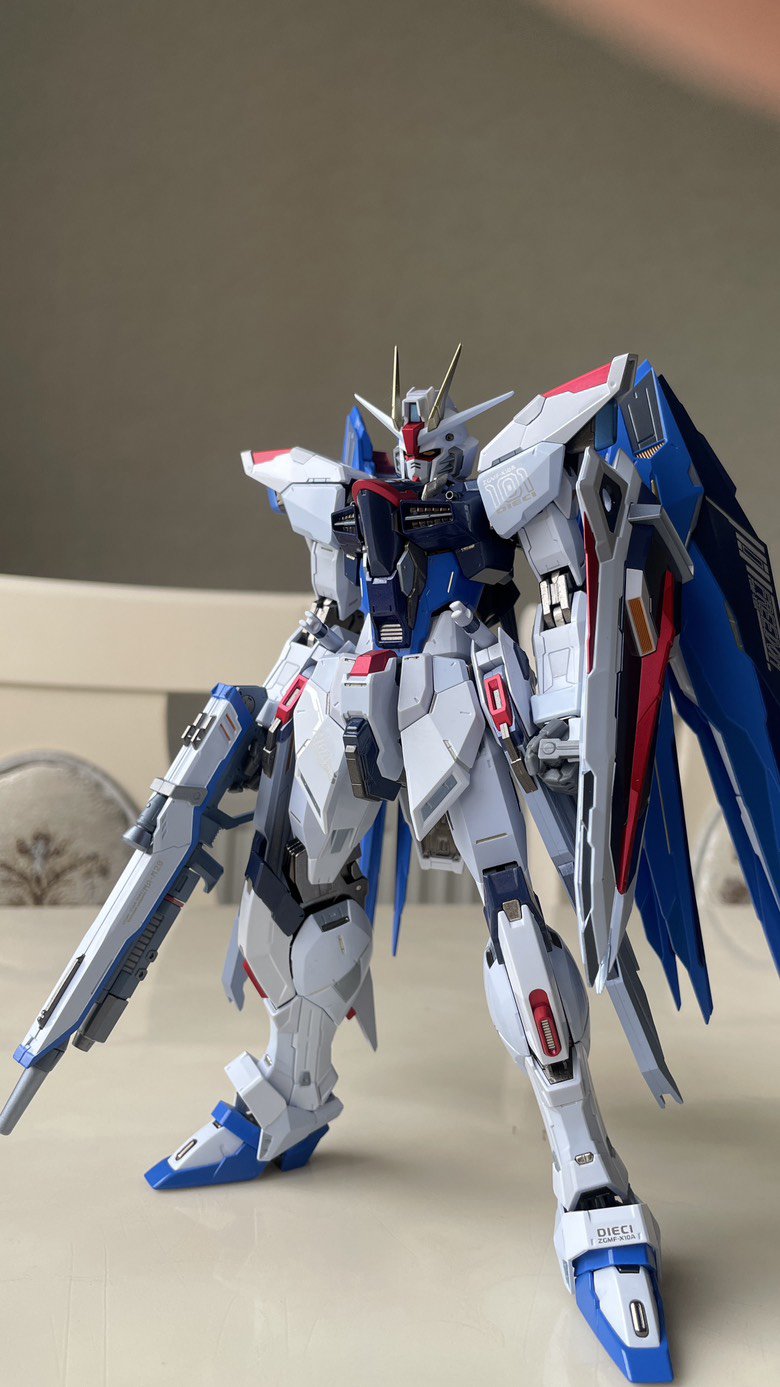 【模型水】新模型到了，万代MB魂限定雪耀自由4