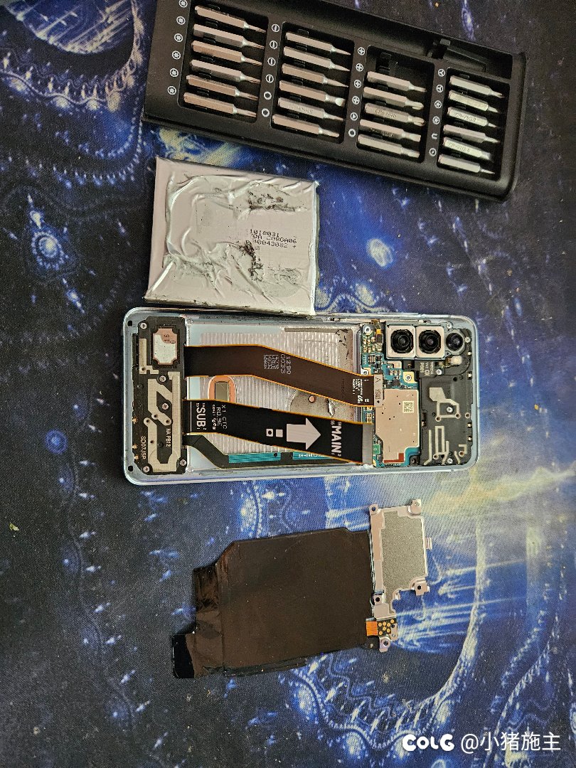 给旧手机拆了，打算换块电池1