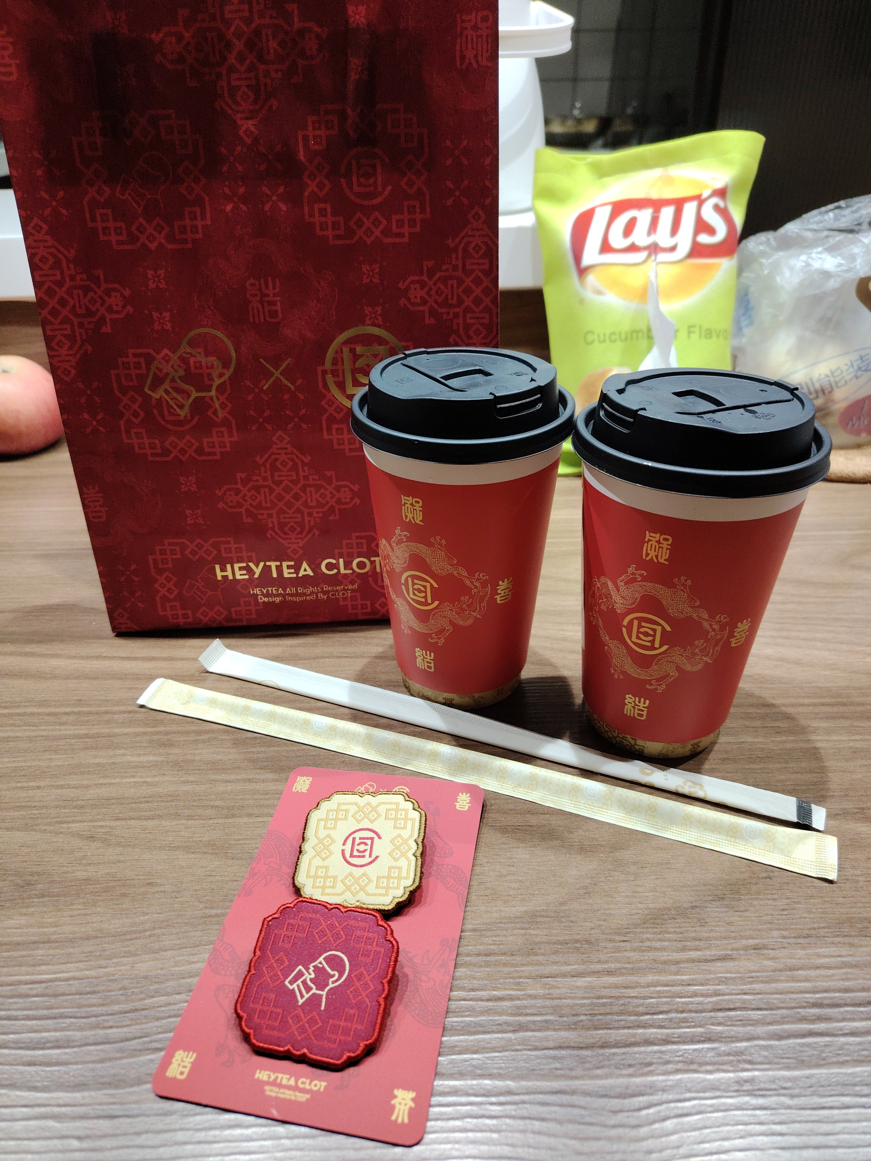 喜茶&CLOT联名1