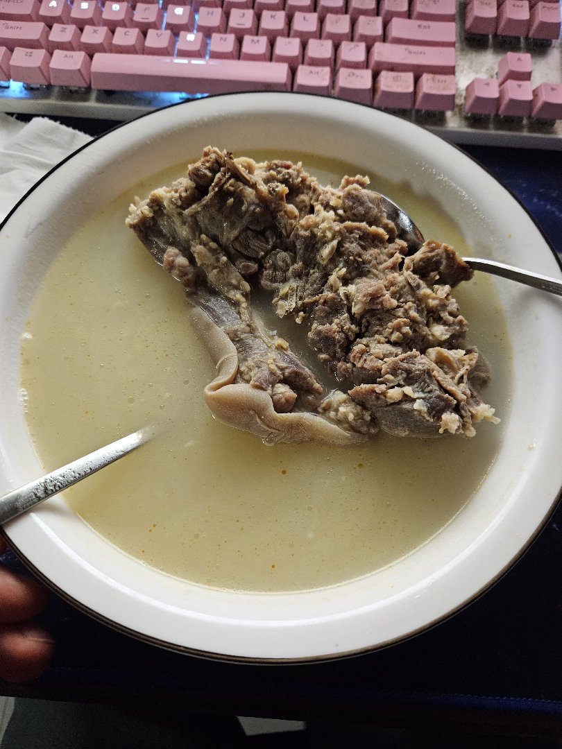 今晚打算抱着这块肉啃，不切了2