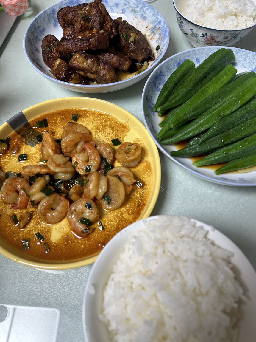 在家烧饭半个月了。。。5