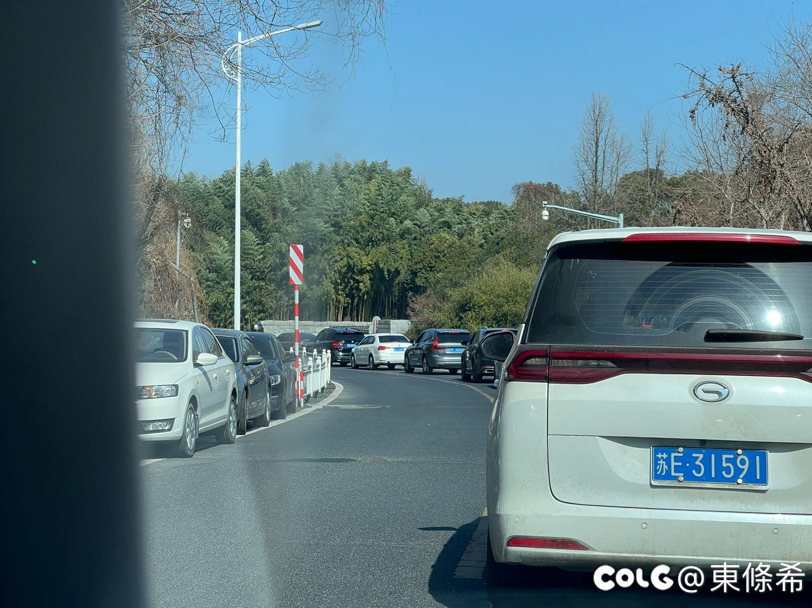 怎么这里也能堵车1