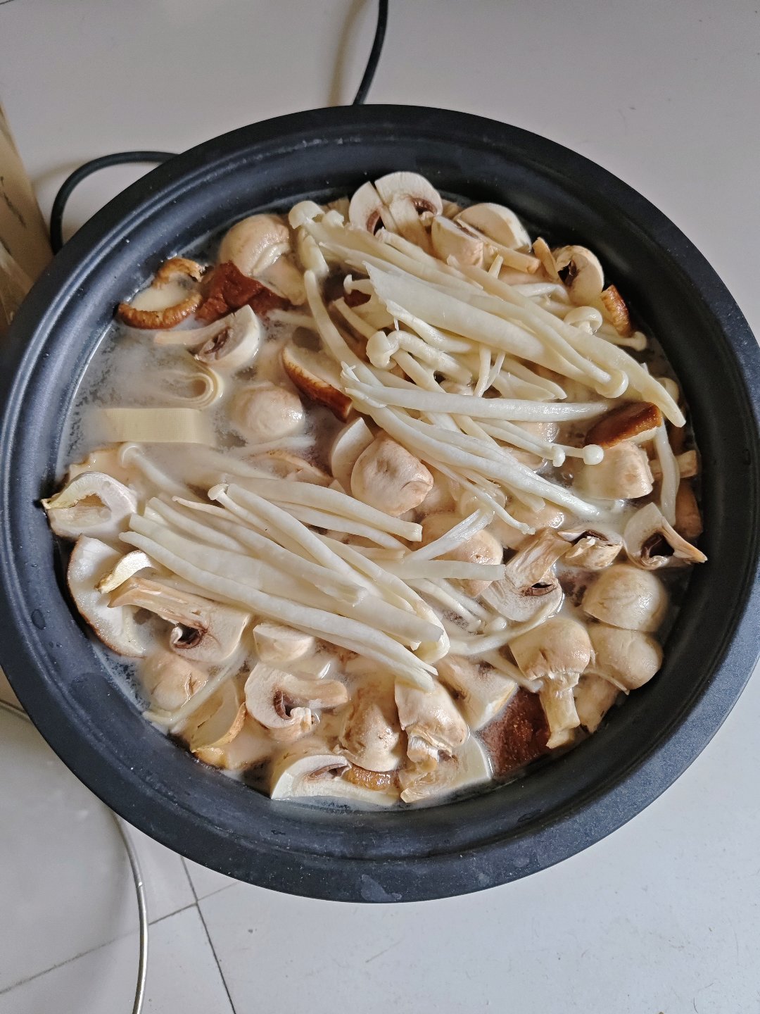 今天降温了，吃点小火锅补补2