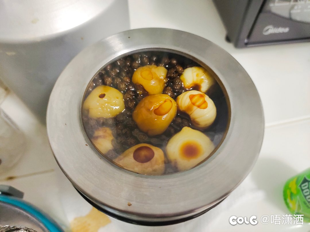 变🐖记：昨天被蚊子吸一晚上血，今天补补。4