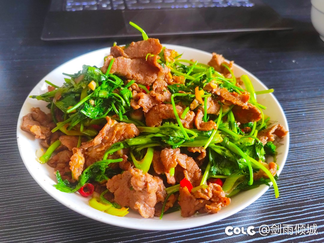 香菜炒牛肉1