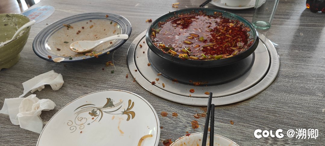 吃饭吃饭:舍不得这个红油2