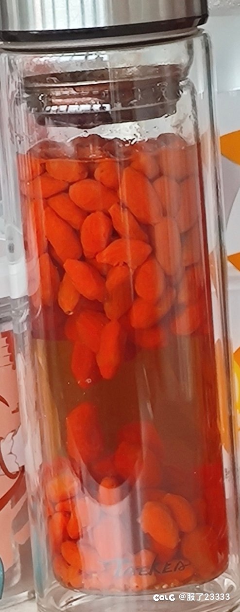 同事的水杯，这用量正常吗😂1