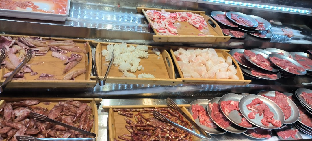 兄弟们为了吃肉发愁1