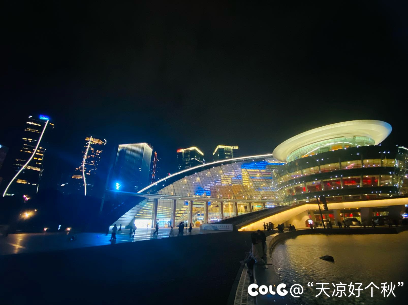 老婆说周末还得来公司烦死了2