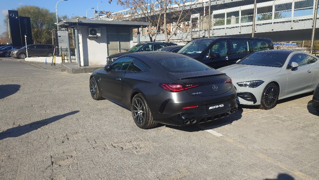 昨天无聊去4s店看了看车2