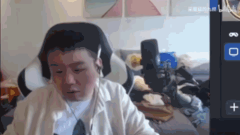 二次元的钱真好赚2