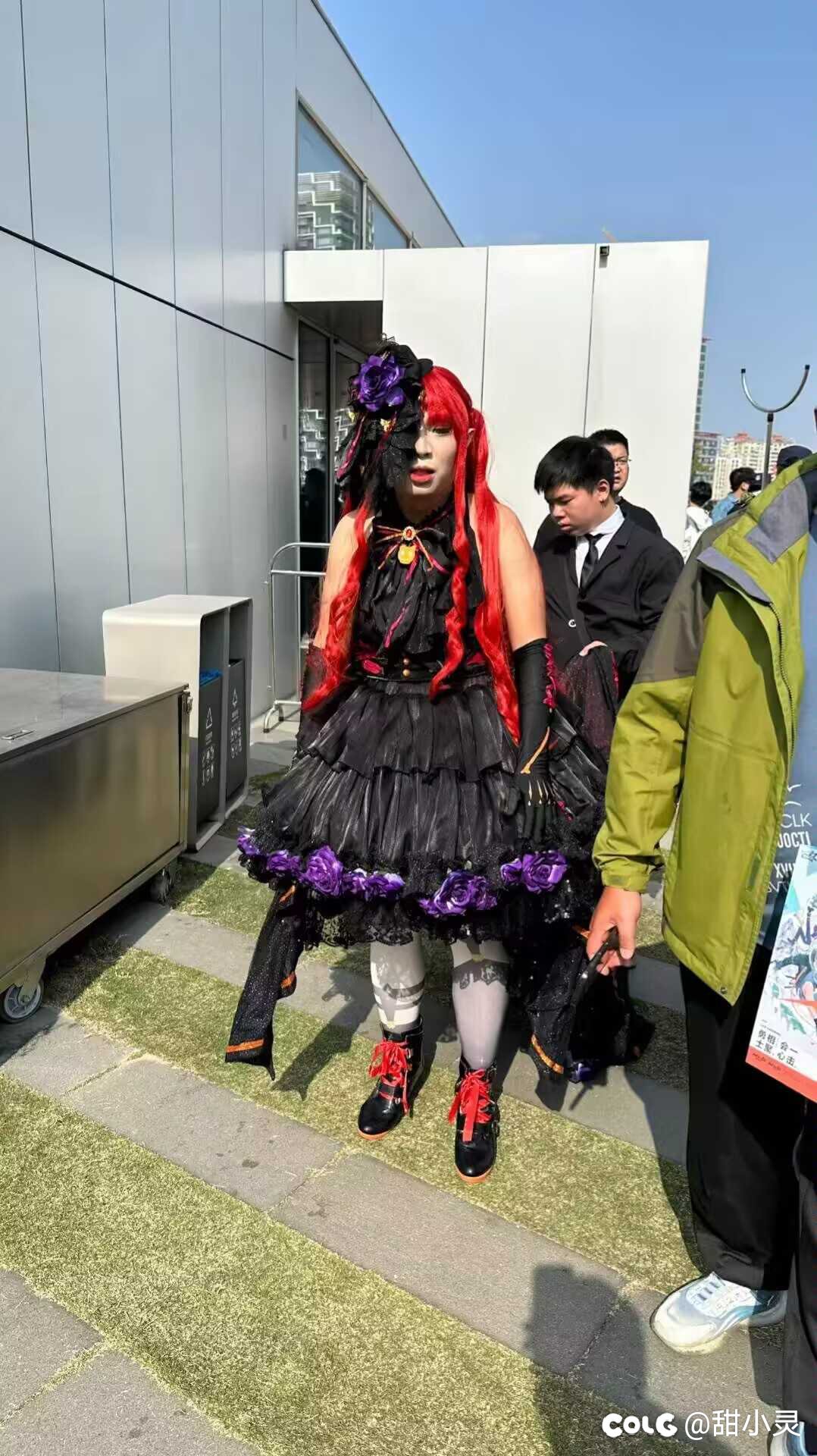 没钱请奶萝就别请了。没事的1