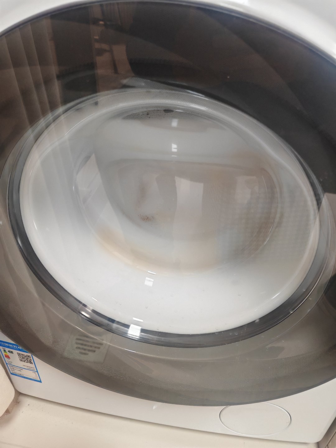 乡巴佬第一次用滚筒洗衣机跟智障一样1