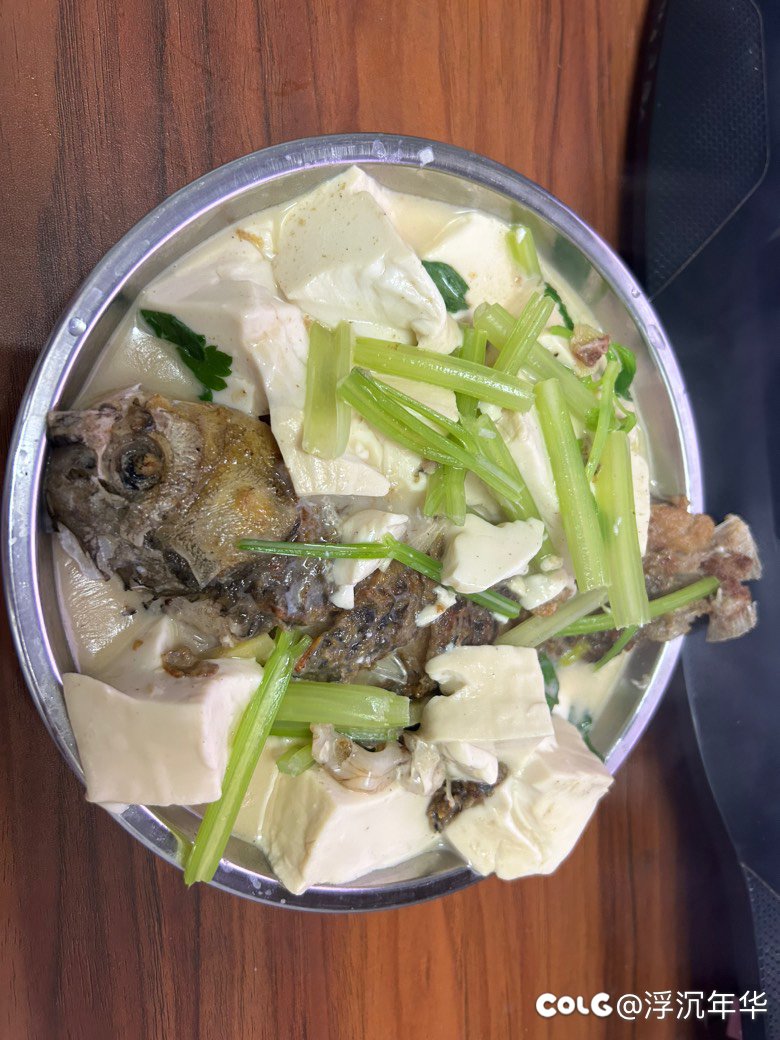 今天过节，怎么都没有变猪贴1