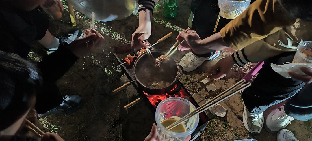 和朋友们一起烧烤13