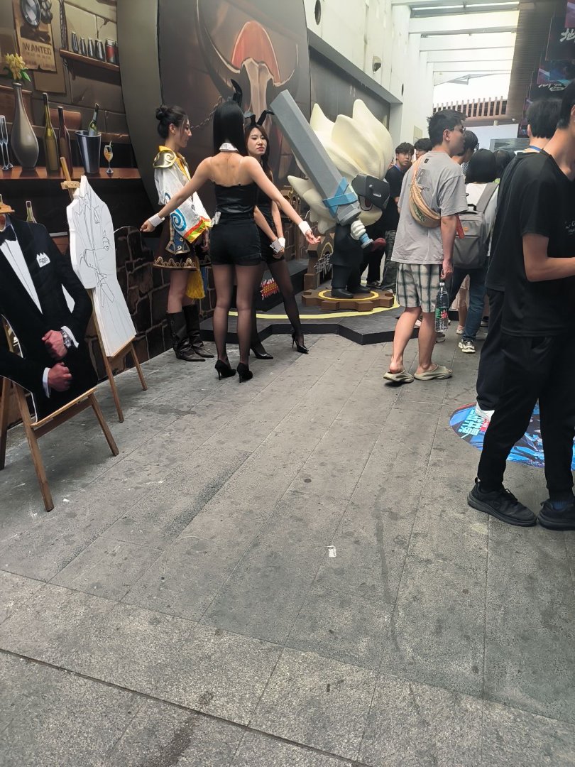 总算是摸到机子了2