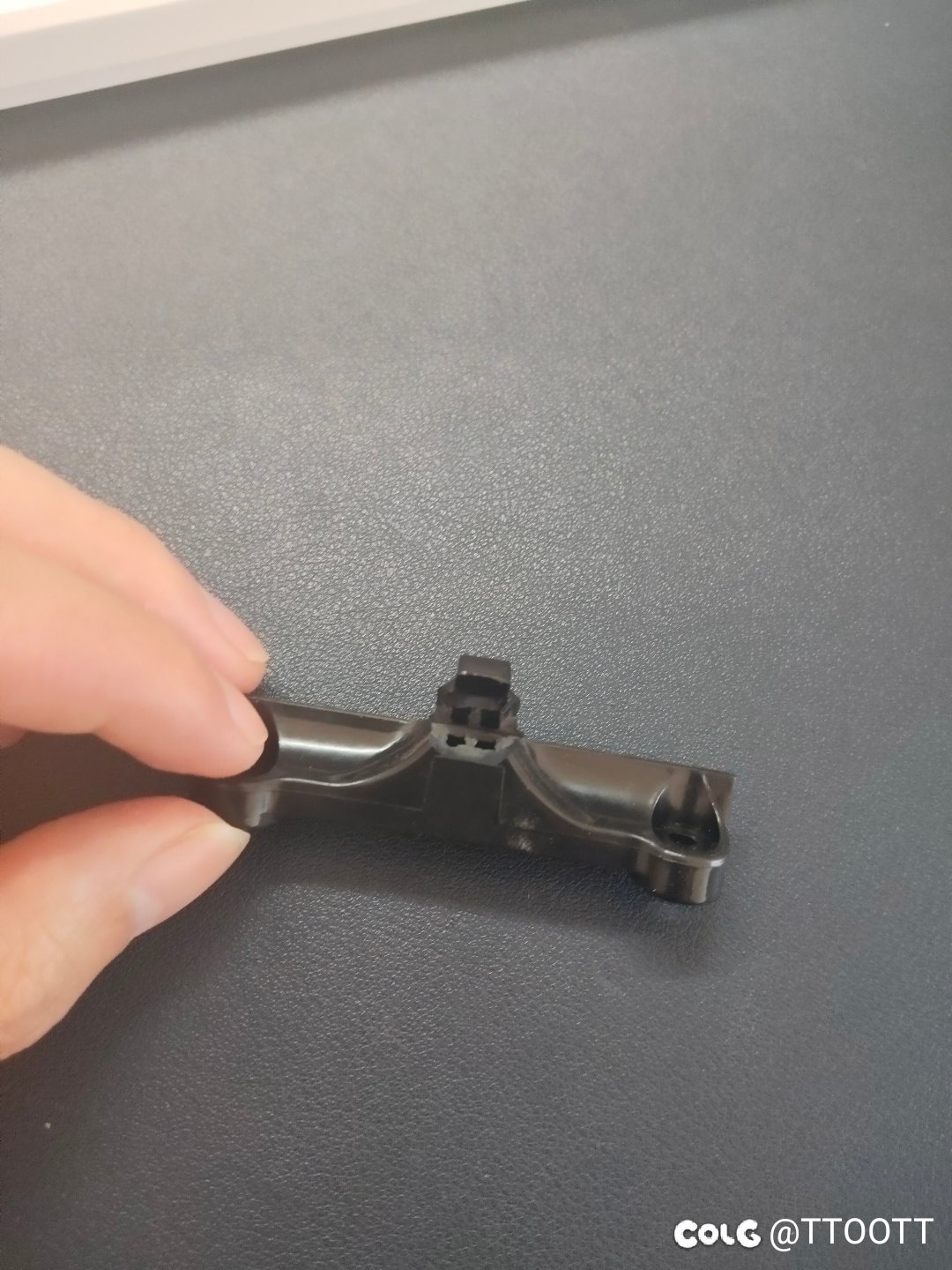 就离谱，打着打着cpu散热器掉了2