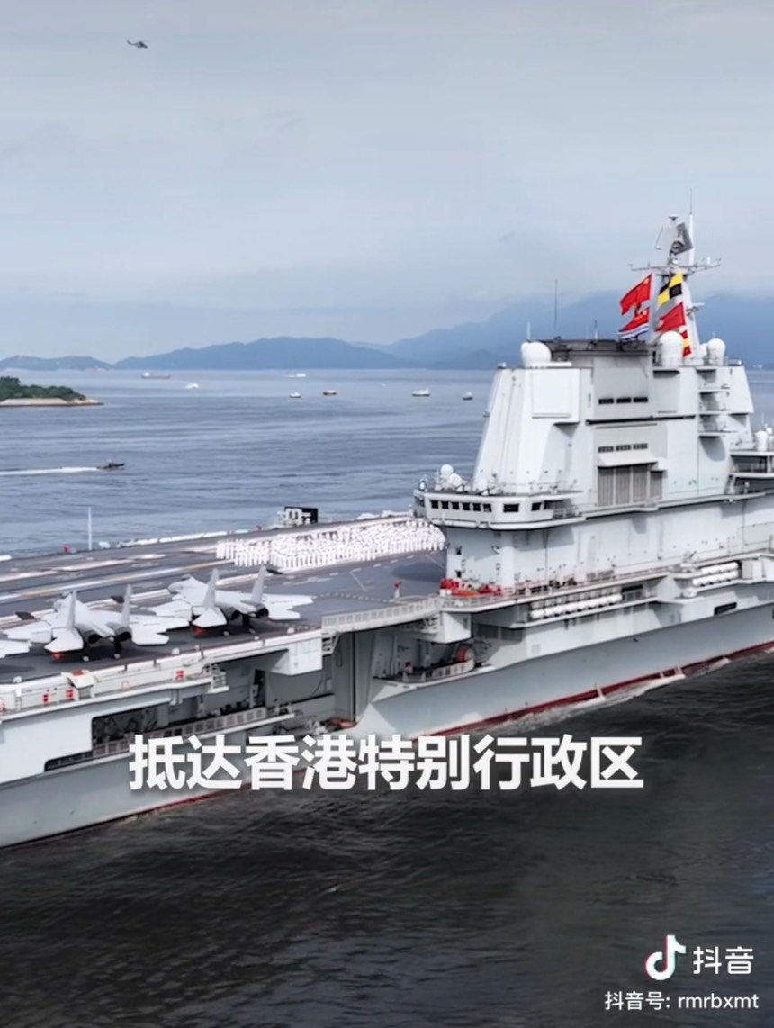 回家了，刚上高铁就后悔了系列8