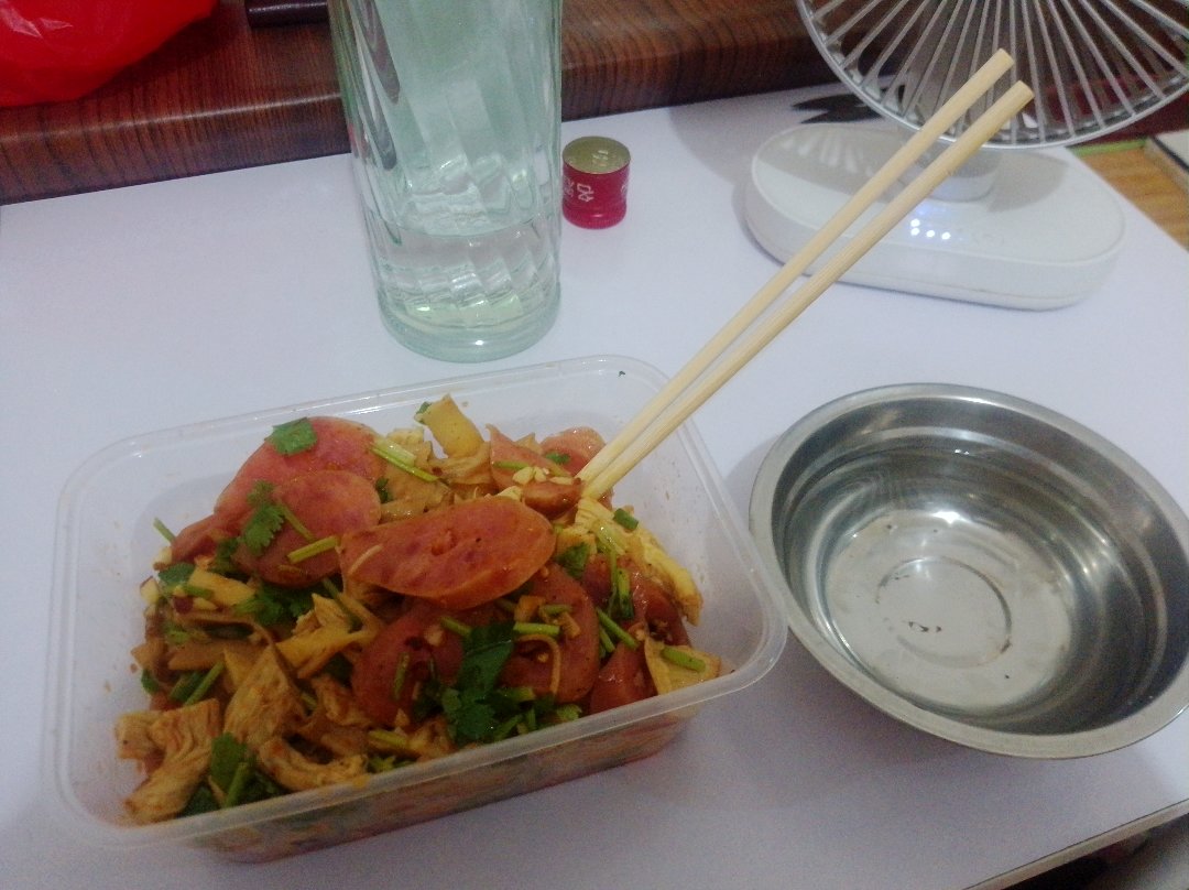 最喜欢，喝酒 卤菜烧烤 DNF1