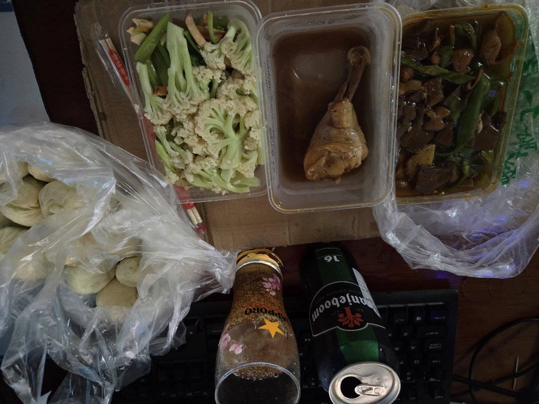 吃饭了吃饭了，简单吃点喝点小甜水1