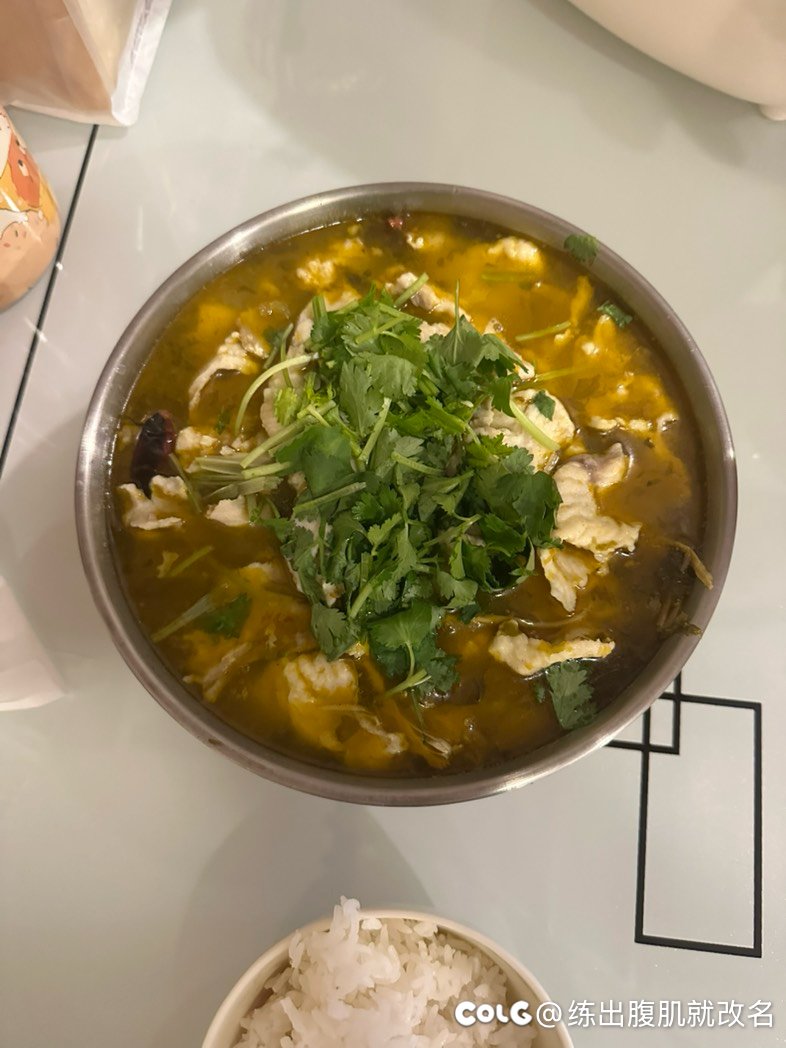 健身回来煮个酸菜鱼香死了1