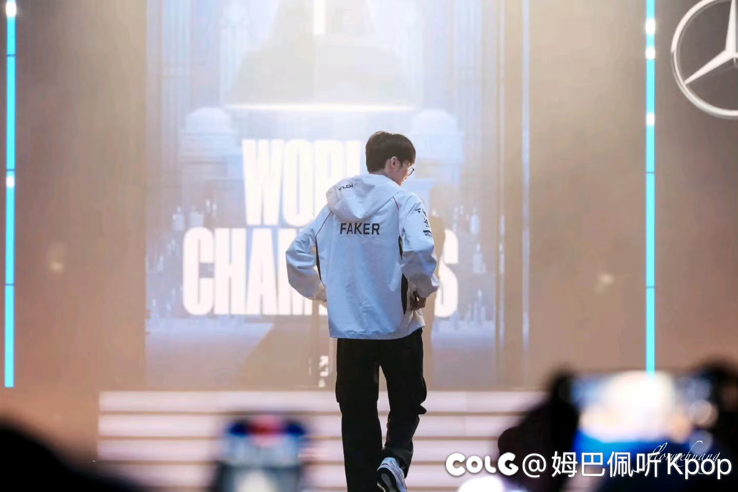 许愿贴：梦一个嘉年华送纹章跨界石给井盖1