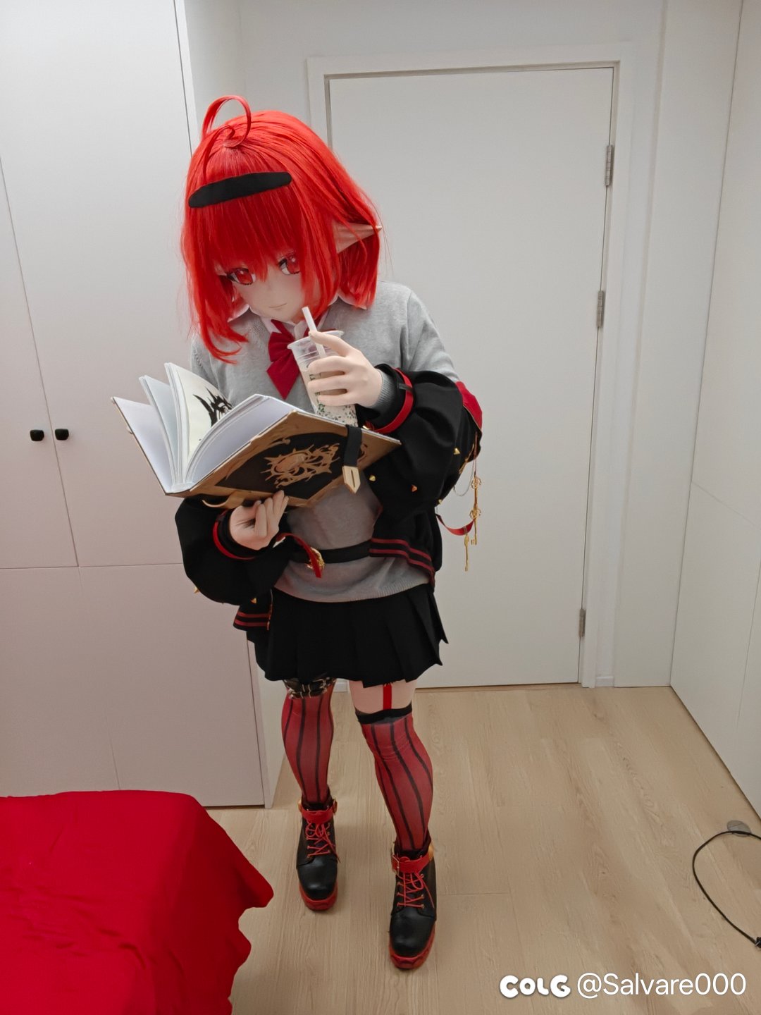 试图复刻一下这个3