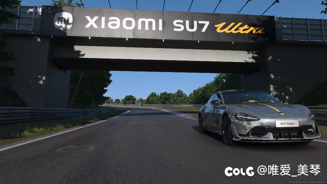 小米su7 ultra 刚提车就撞了1