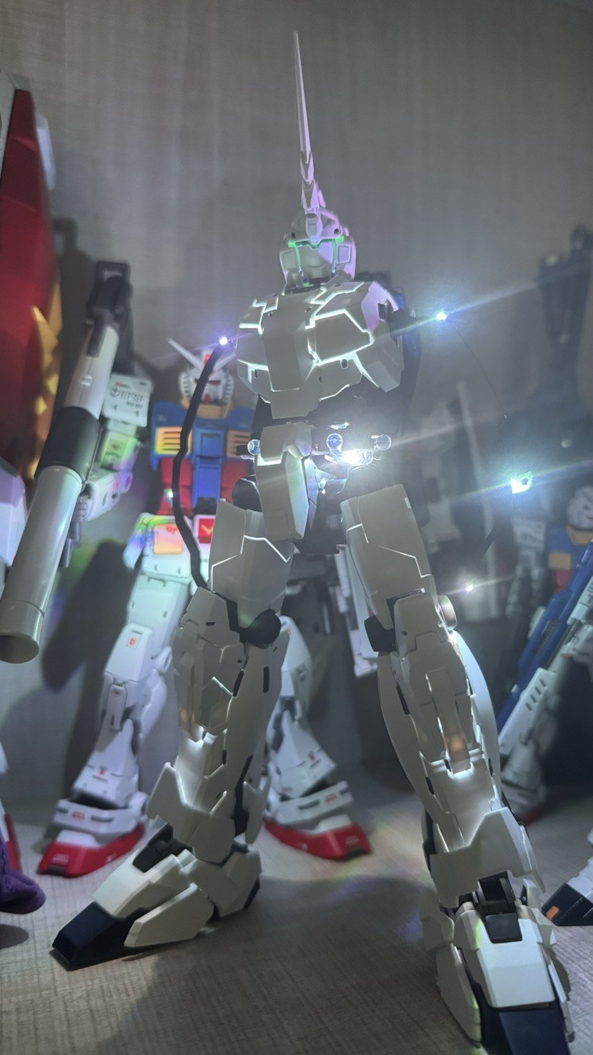 【模型水】也算是终于给憋出来了，万代MGEX独角兽1