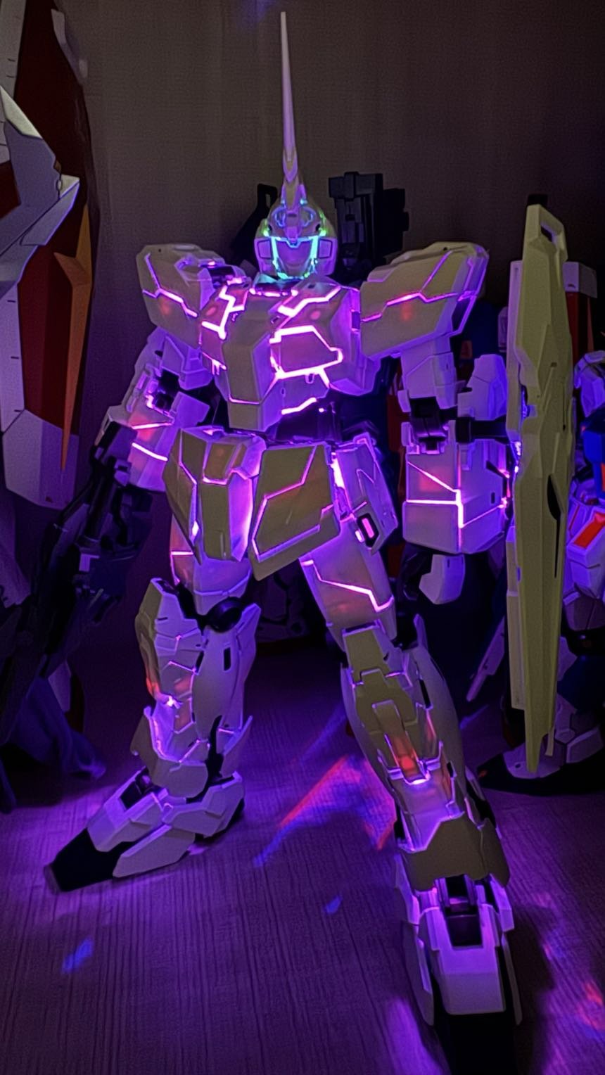 【模型水】也算是终于给憋出来了，万代MGEX独角兽4