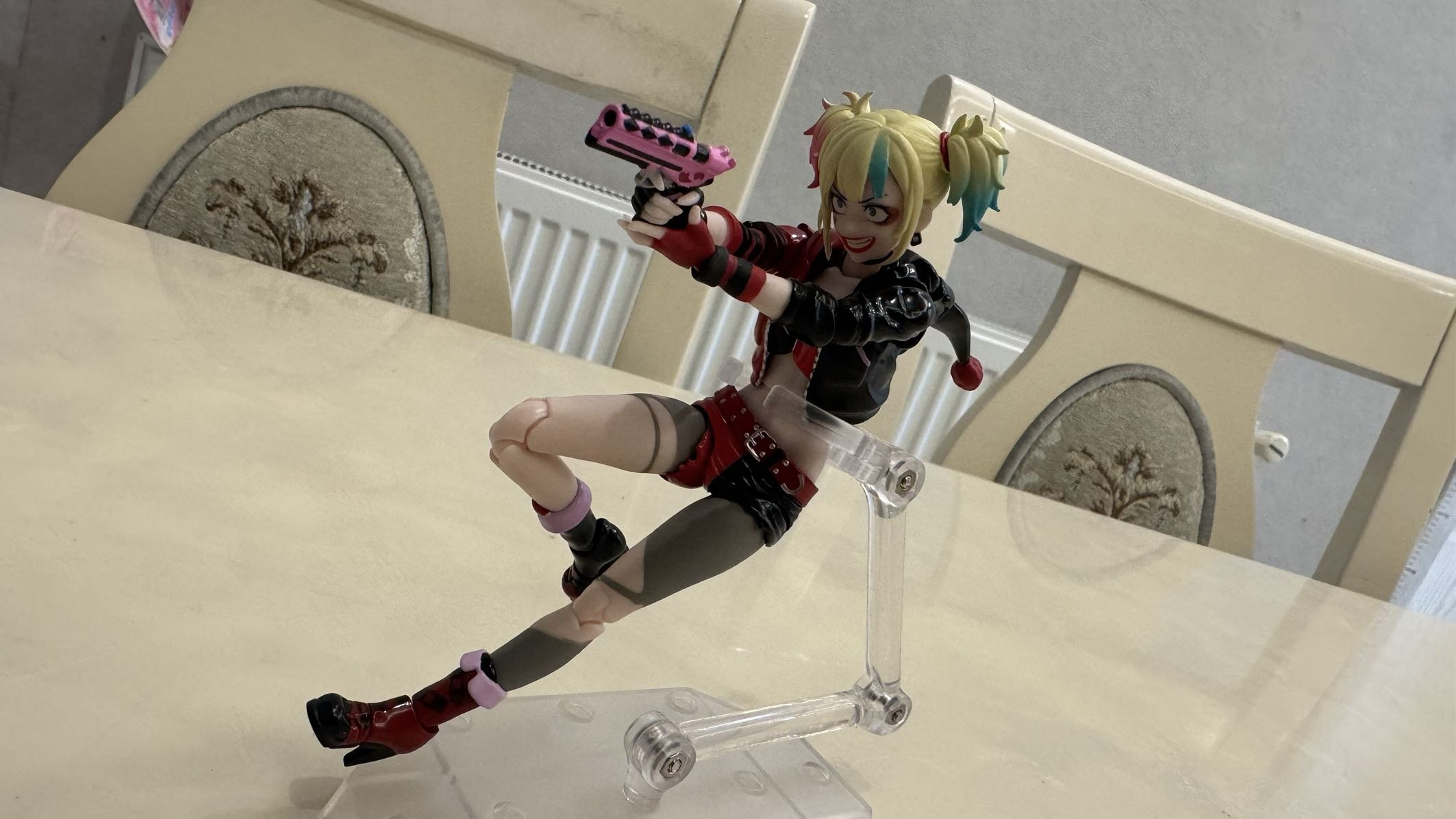 【模型水】海洋堂小丑女和万代FIX夏亚专用高机动扎古1