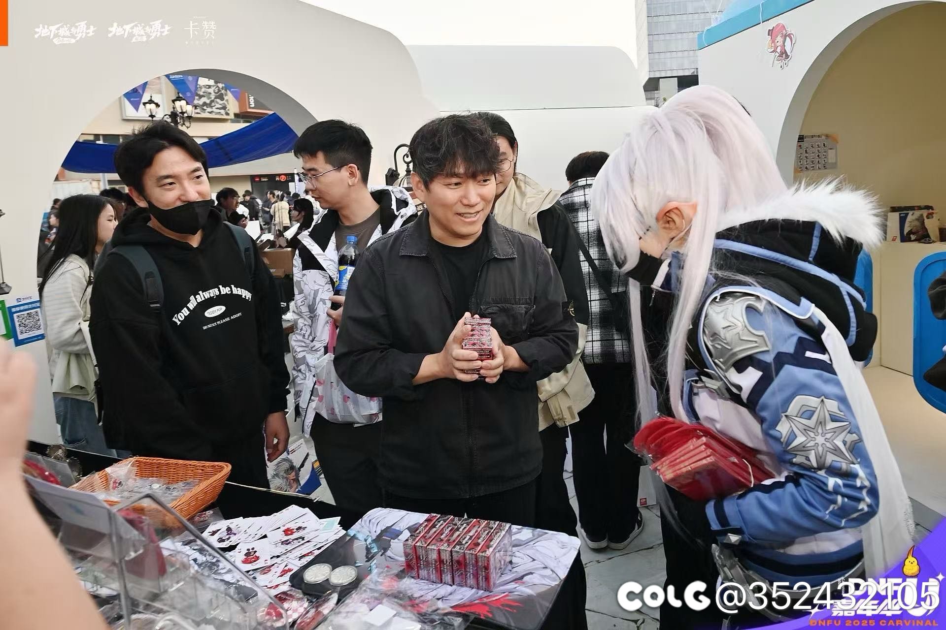 什么？你怎么知道白狐狸和尹明镇都买了我的扑克牌8