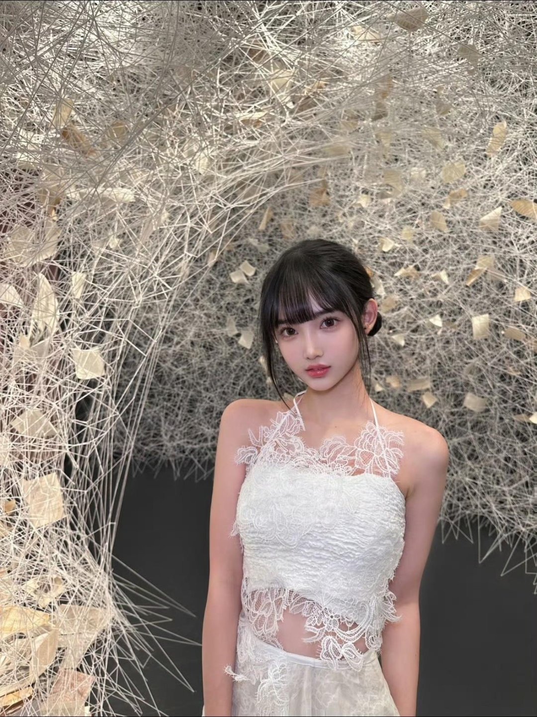 林俊杰的年轻漂亮小女友，年轻漂亮就是最大的优势啊！4