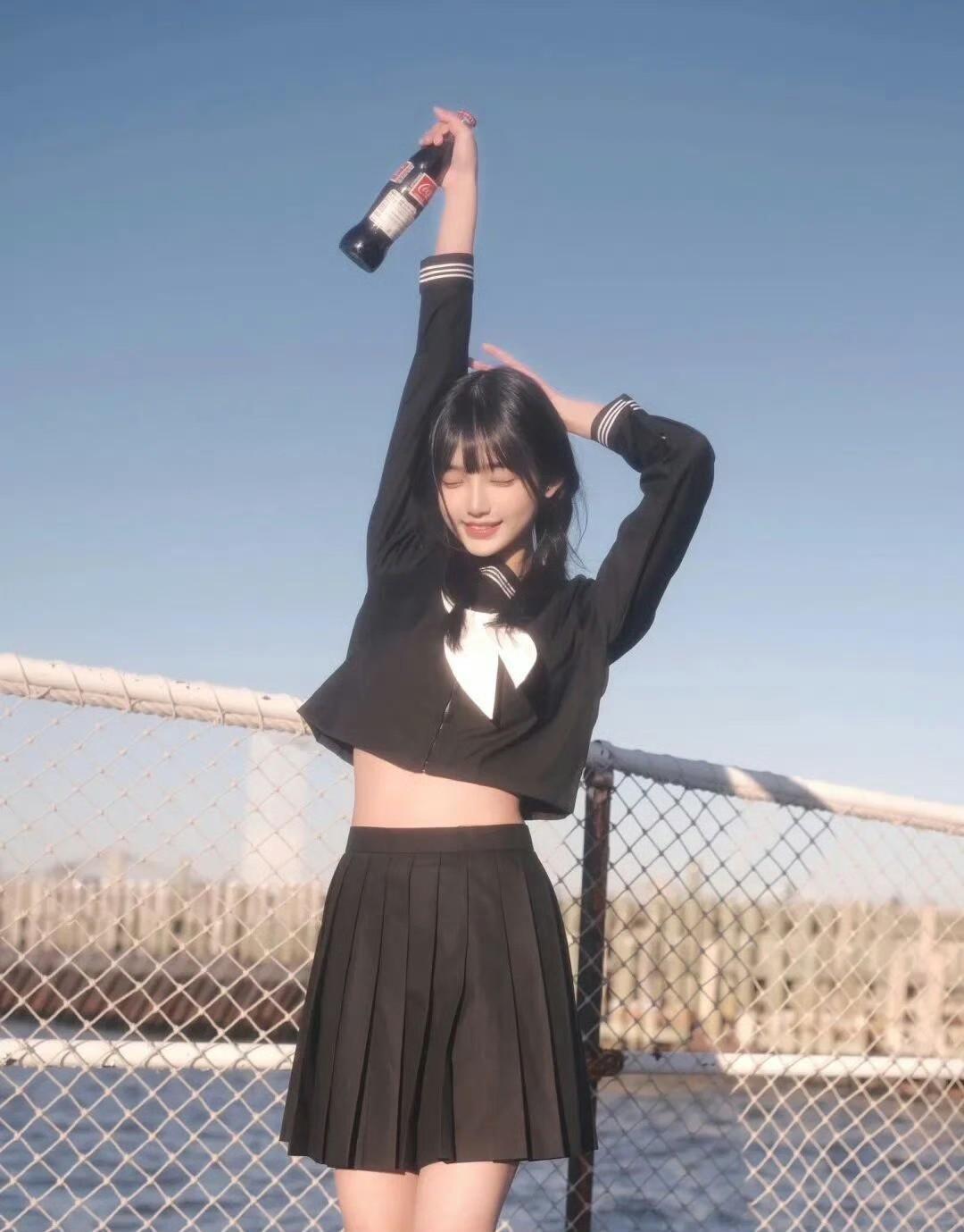 林俊杰的年轻漂亮小女友，年轻漂亮就是最大的优势啊！8